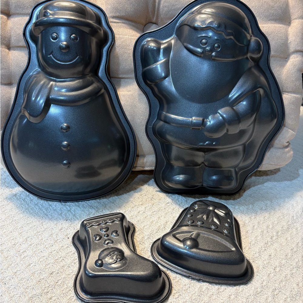 Holiday Cake Pan Set - Snowman and Santa Design